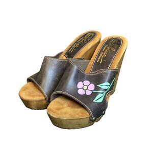 Sbicca Vintage Brown Tooled Leather Flower Wedge Sandals Size 6 Boho Hippie